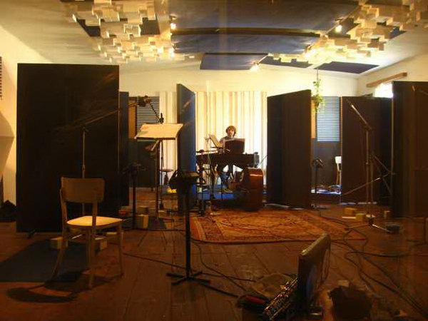 Studio_10.jpg